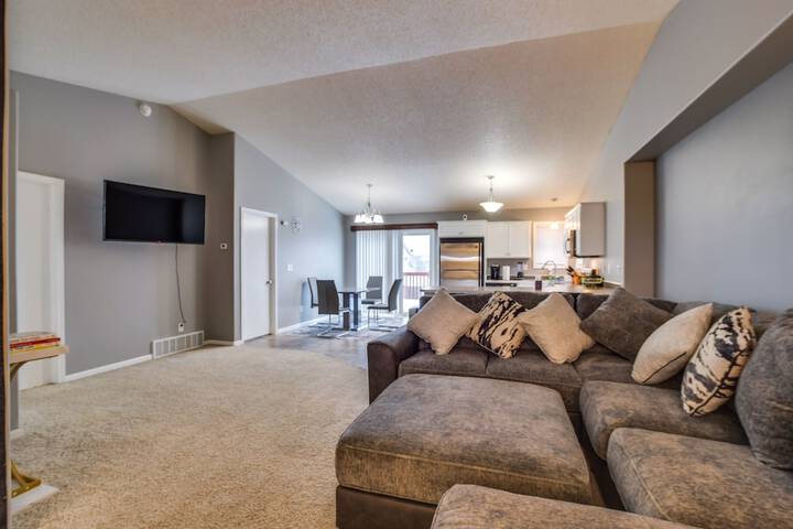 Pet-friendly North Dakota Escape w / Fenced-in Yard
