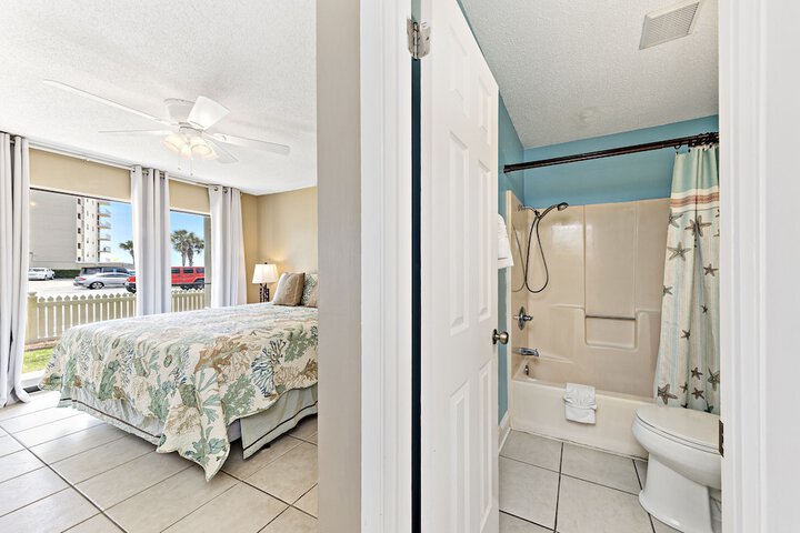 Room 43 of 92