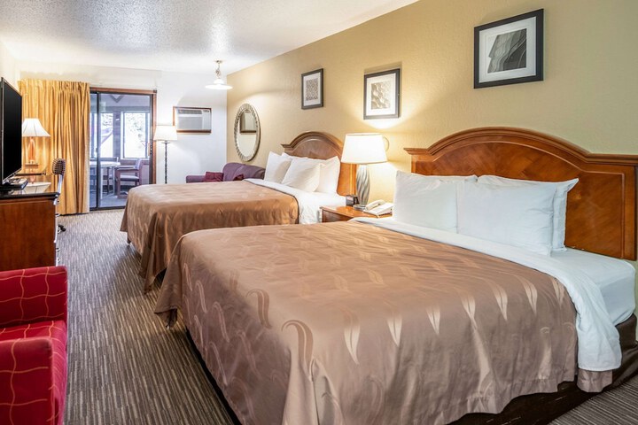 Quality Inn Keystone near Mount Rushmore