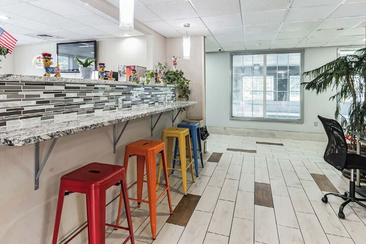 Super 8 by Wyndham Smithfield / Selma