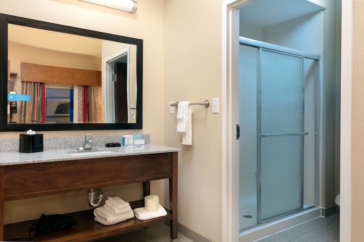 Room 22 of 45