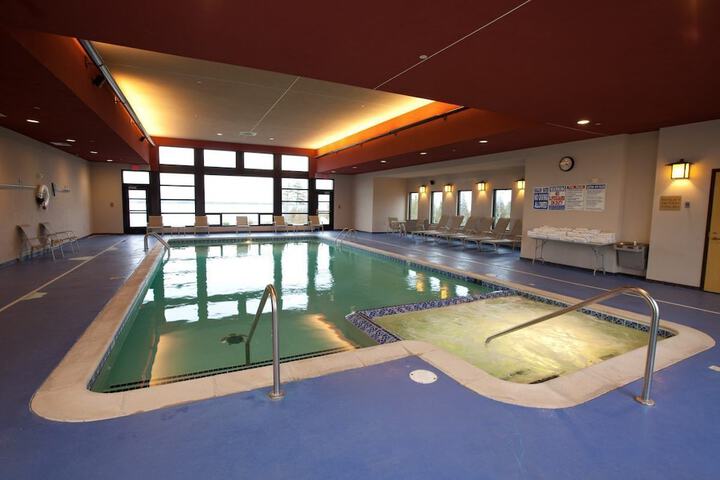 Pool 2 of 7