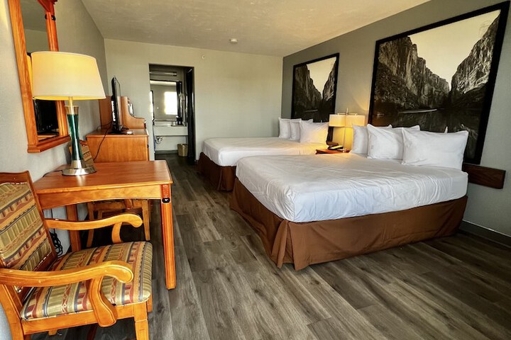 Room 14 of 23