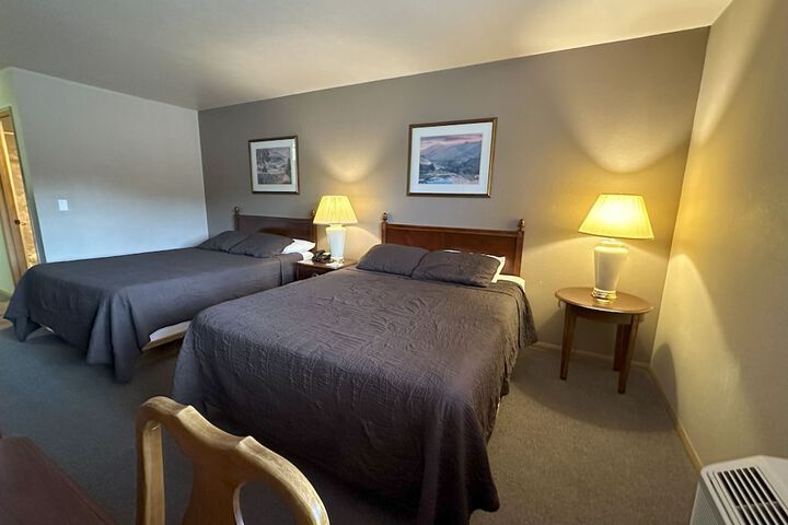 Timber Lodge Inn