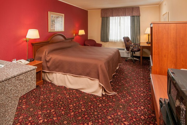 Room 14 of 36