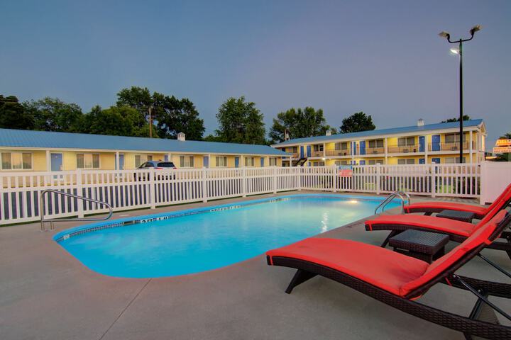 Pool 5 of 55