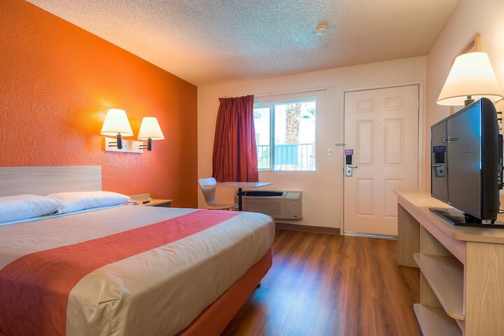 Motel 6 Rancho Mirage CA - Palm Springs