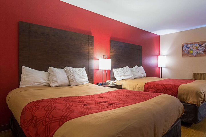Room 17 of 31