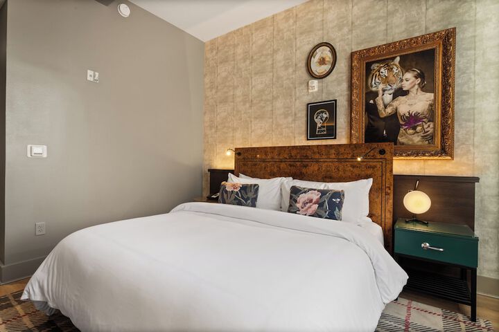Hotel Indigo Baton Rouge Downtown by IHG