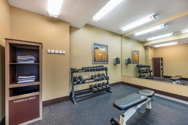 Best Western Plus Grand Island Inn & Suites