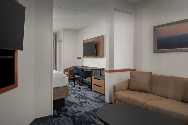 Room 30 of 35