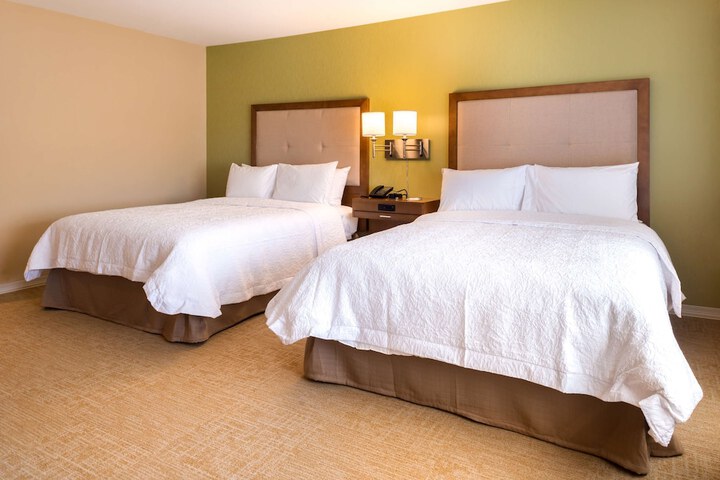 Room 33 of 51