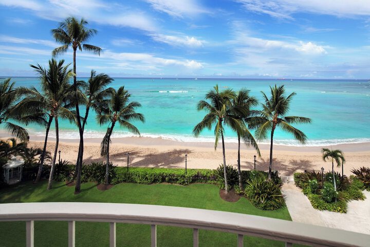 Moana Surfrider a Westin Resort & Spa, Waikiki Beach