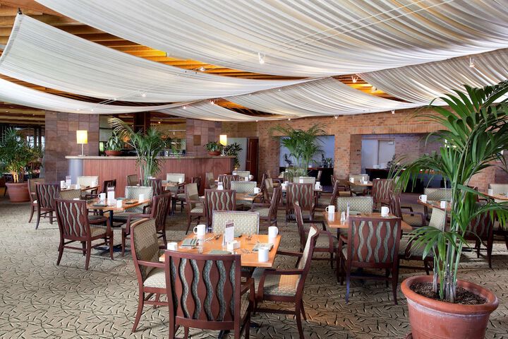 Dining 92 of 161