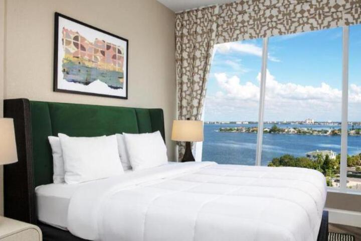 Bellwether Beach Resort
