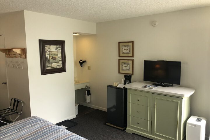 Room 60 of 72