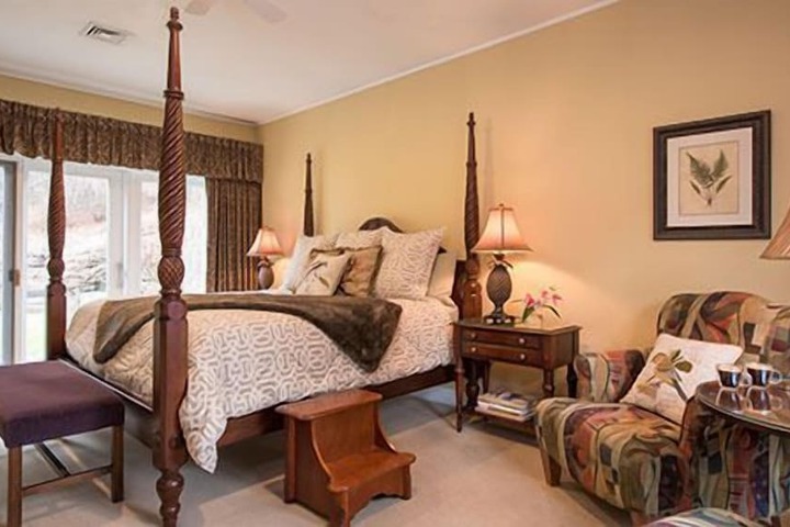Stone Hill Inn