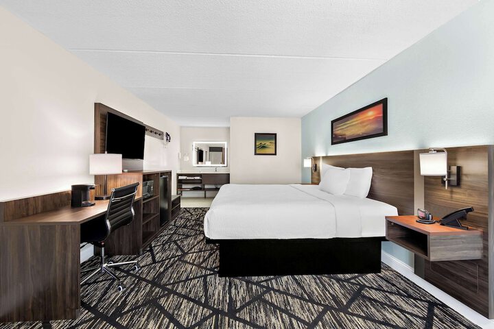 Room 19 of 40