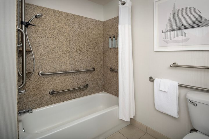 Room 15 of 58