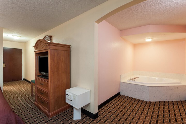 Room 26 of 35