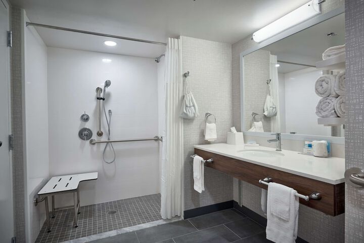 Hampton Inn by Hilton Harrisburg West