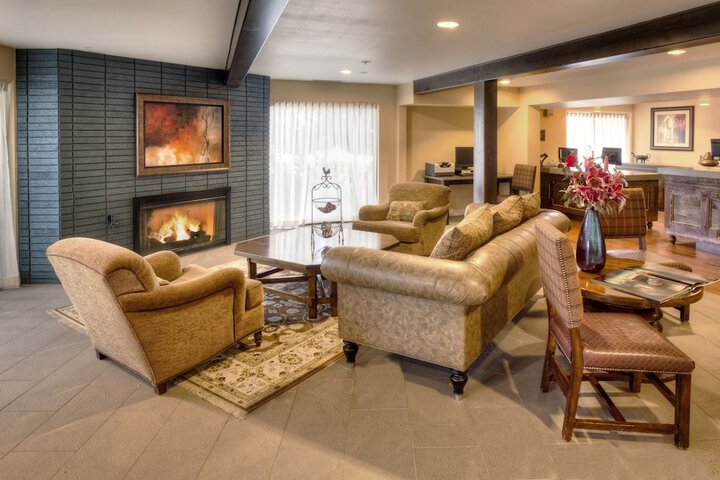 The Lodge at Eagle Crest Resort