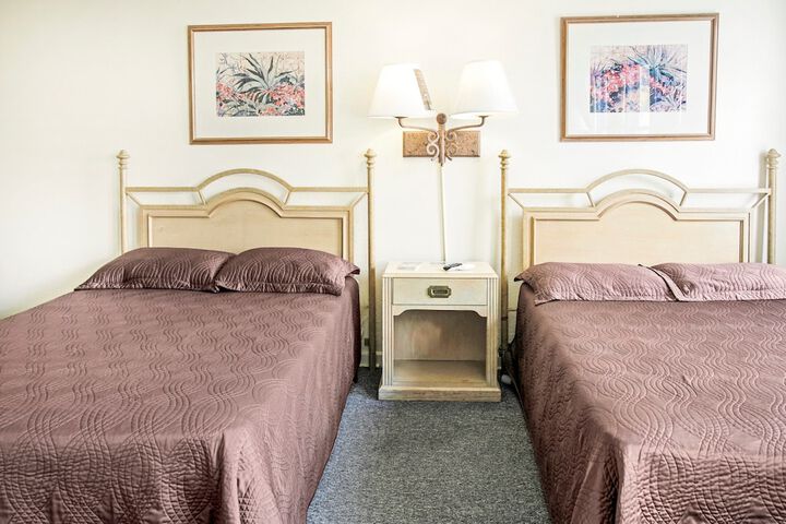 Room 36 of 77