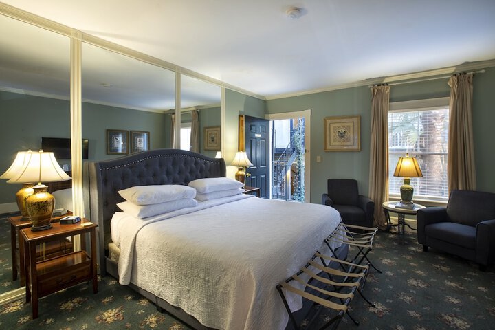 Room 46 of 126