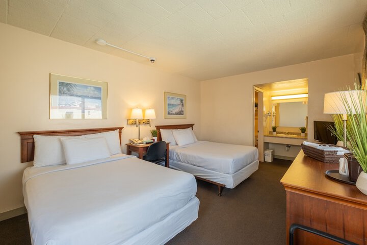 Room 9 of 29