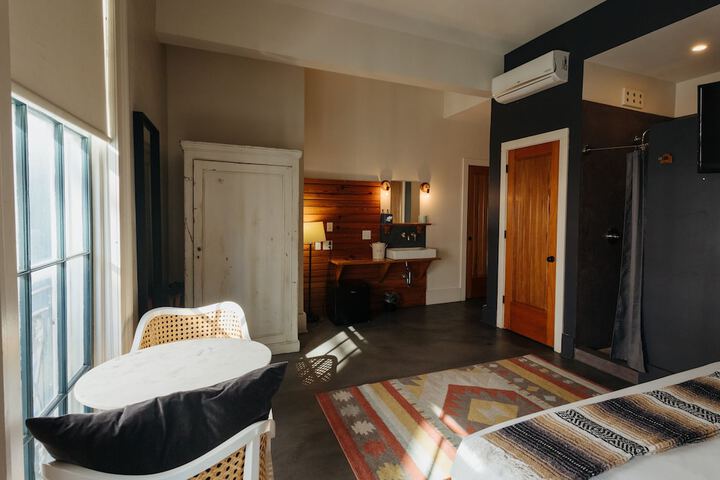 Room 13 of 51