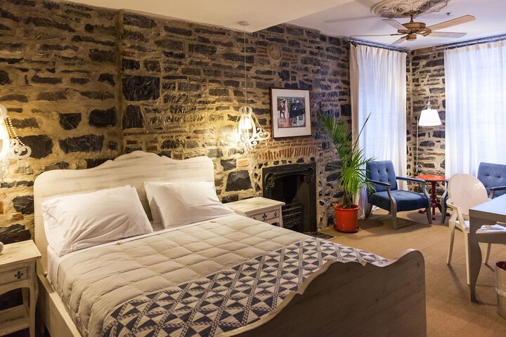 Room 16 of 39