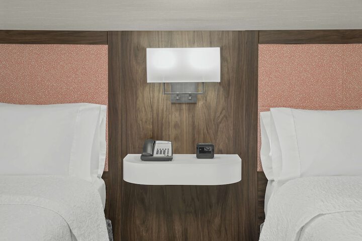 Room 9 of 31