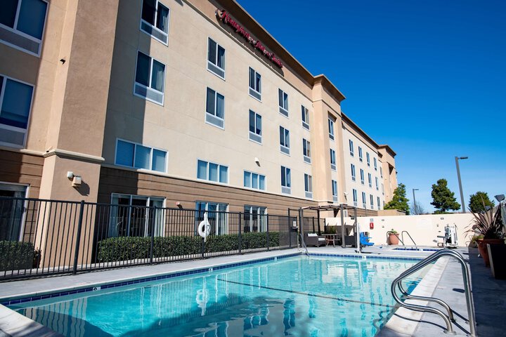 Hotel 5 of 116