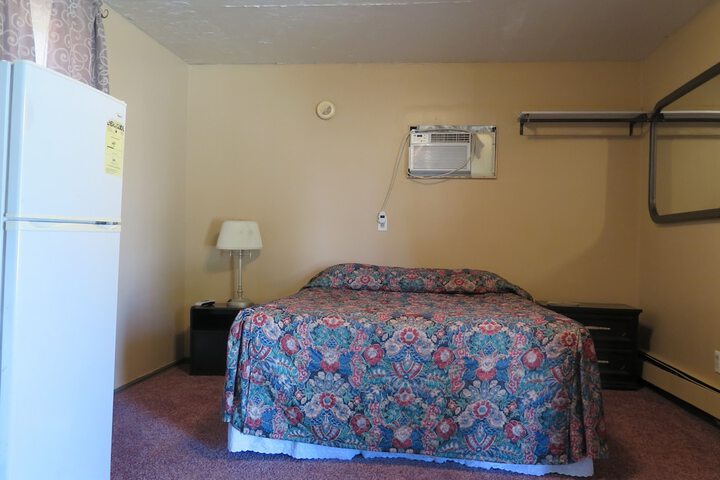 Pillow Talk Motel