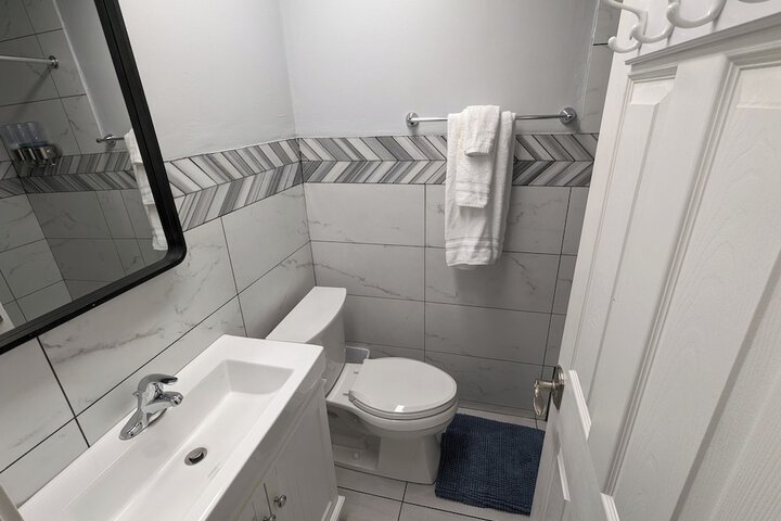 Room 25 of 26