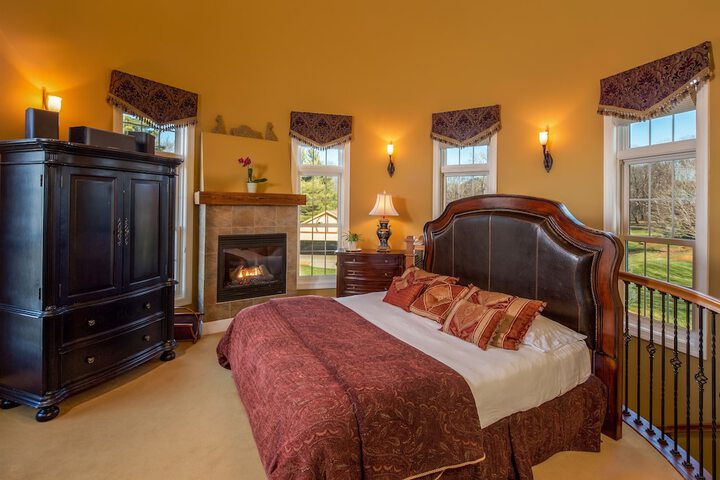 Goldmoor Inn