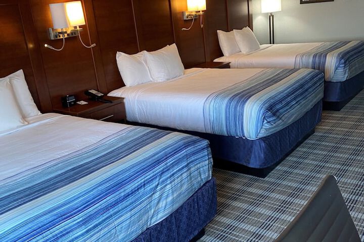 AmericInn by Wyndham Williamsburg