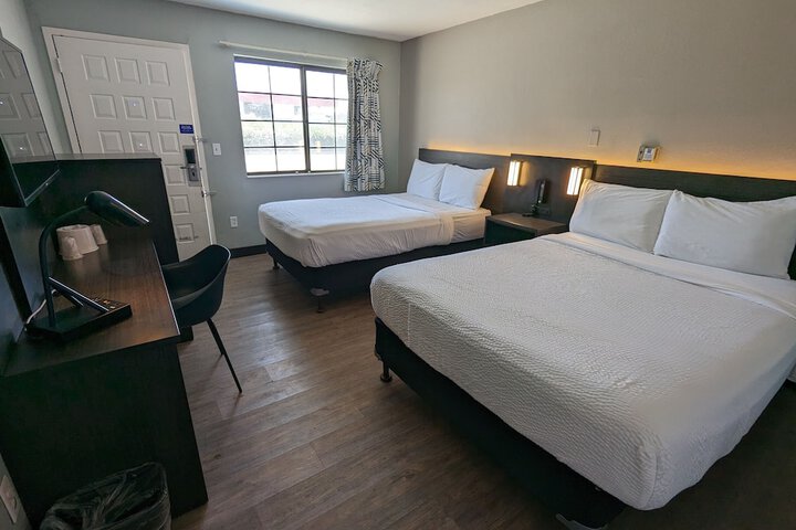 Room 46 of 64