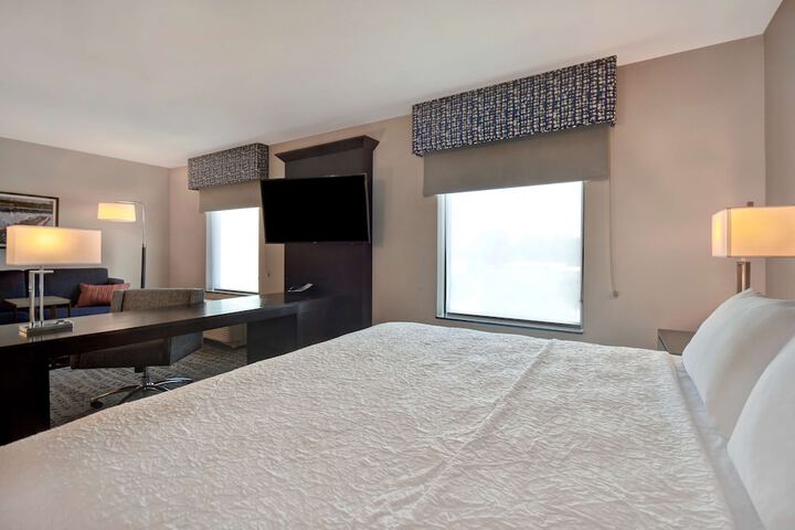 Room 11 of 49