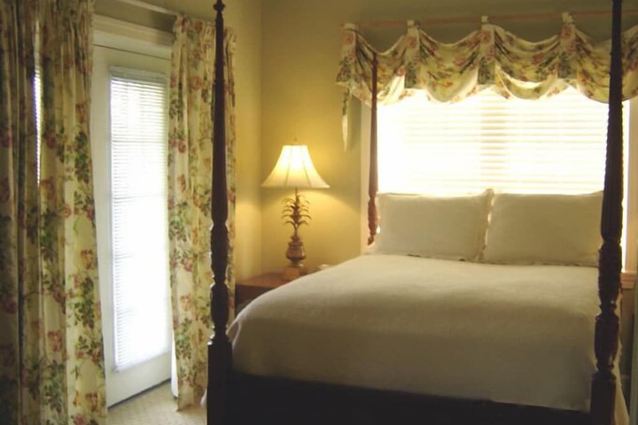 Room 19 of 49