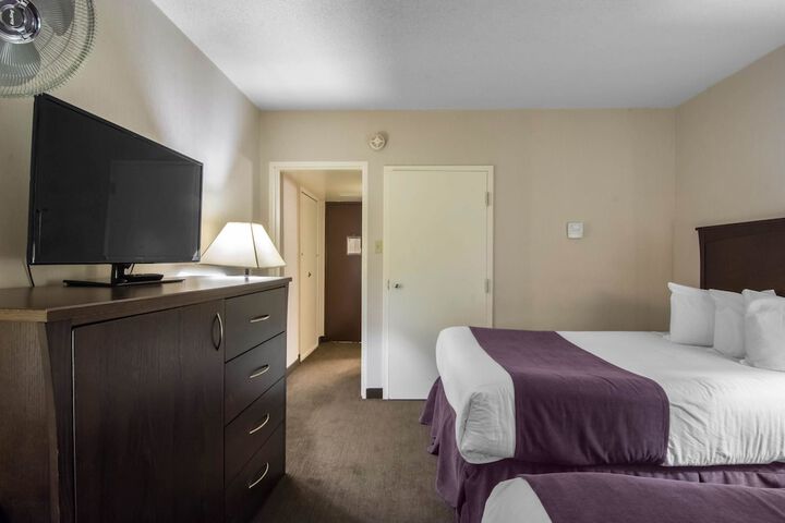 Room 22 of 36
