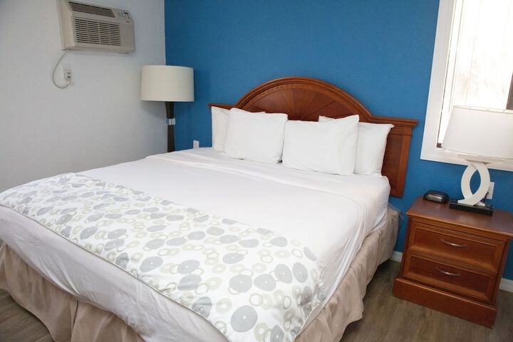 Room 9 of 85