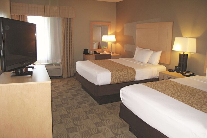 Room 32 of 42