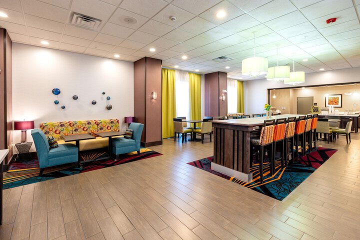 Hotel Interior 6 of 28