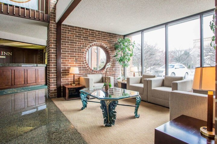 Quality Inn Schaumburg - Chicago near the Mall