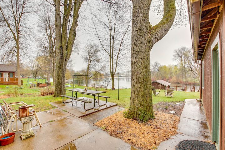 Waterfront Shawano Vacation Rental w / Patio!