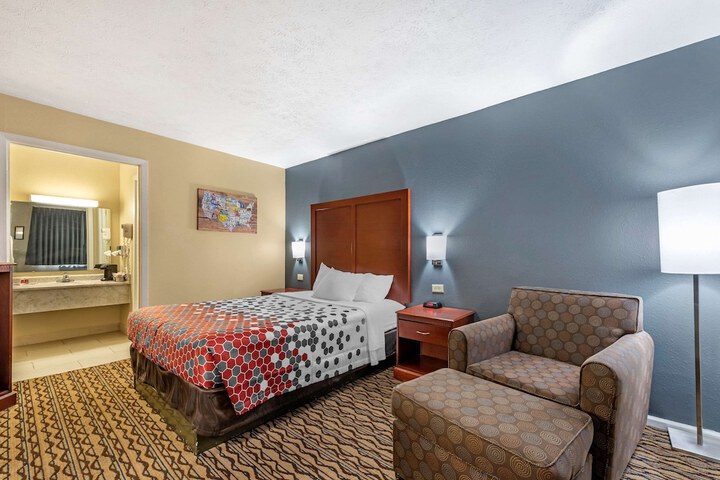 Room 20 of 21