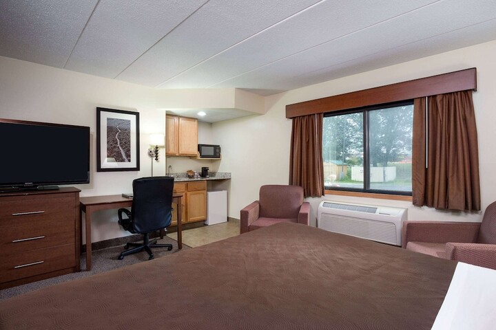 Room 15 of 24