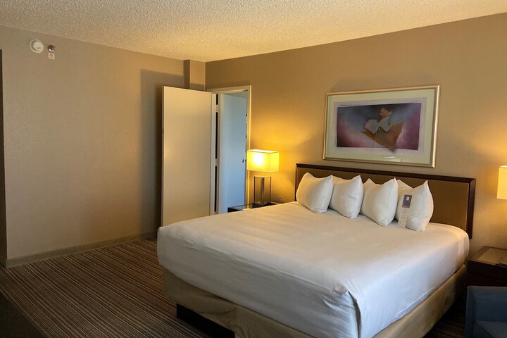 Room 14 of 61