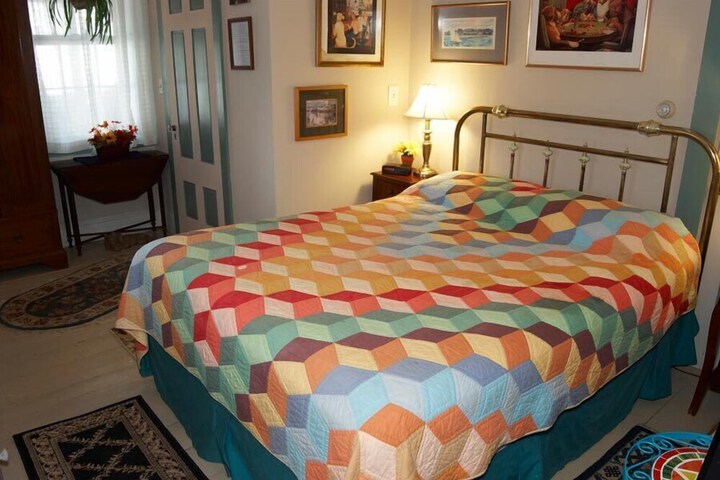 Room 12 of 21